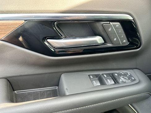 New 2026 Chevrolet Tahoe Premier image 13