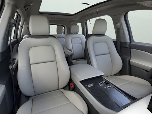 New 2026 Lincoln Aviator 2WD image 10