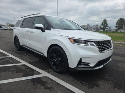 Used 2024 Kia Carnival SX Prestige