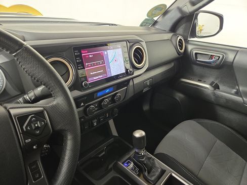 Used 2021 Toyota Tacoma TRD Sport image 24