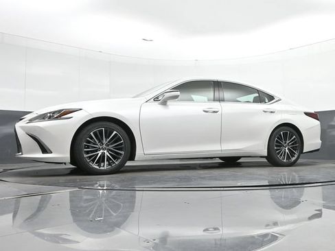 Certified 2023 Lexus ES 350 w/ Premium Package FWD image 16