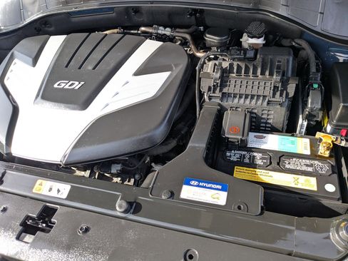 Used 2017 Hyundai Santa Fe SE image 34