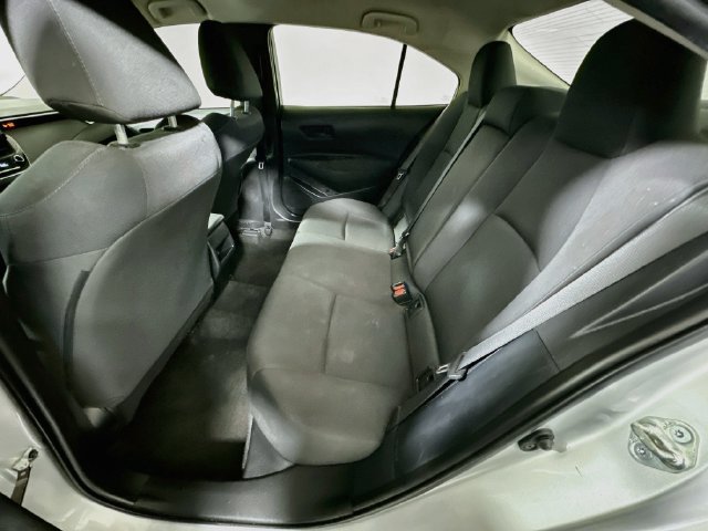 Used 2022 Toyota Corolla LE FWD image 21