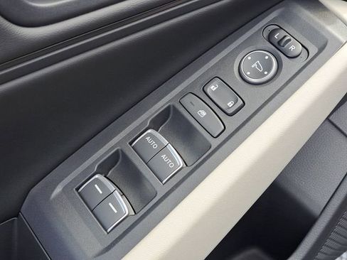 New 2025 Honda Accord SE image 19