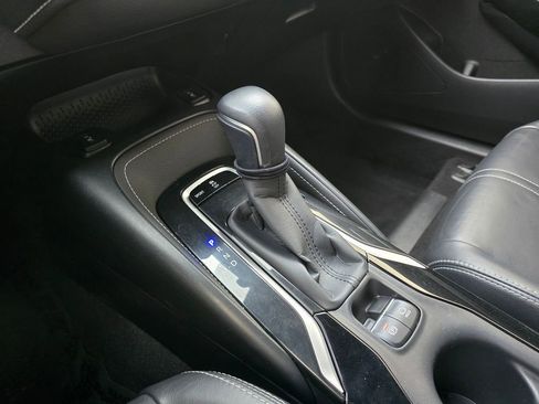 Used 2021 Toyota Corolla XSE image 37