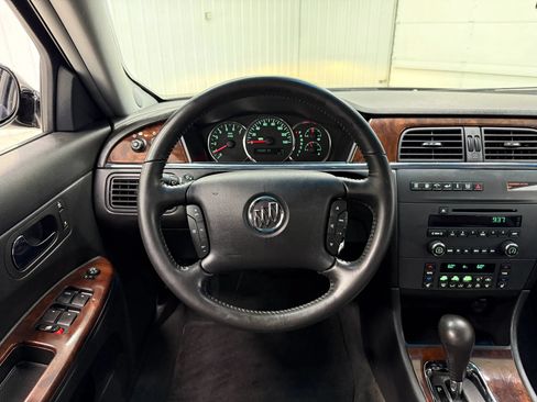 Used 2007 Buick LaCrosse CXL w/ Chromed Appearance Package FWD image 18