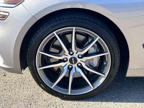 Used 2025 Genesis G70 2.5T AWD/4WD image 10