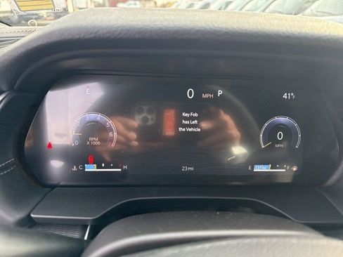 New 2025 Jeep Grand Cherokee Altitude w/ Trailer Tow Package image 33