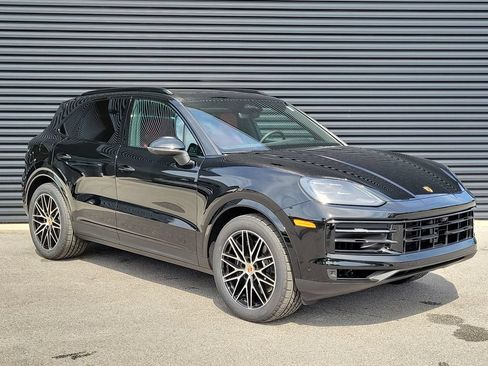 New 2026 Porsche Cayenne AWD/4WD image 9