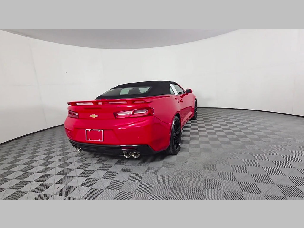 Used 2017 Chevrolet Camaro SS RWD image 39