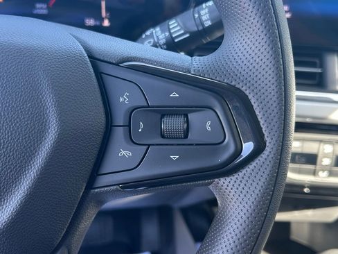 New 2025 Chevrolet Trax LT image 27