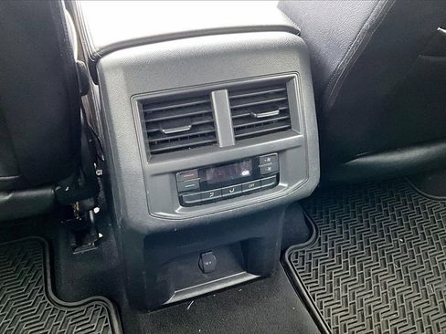 Used 2021 Volkswagen Atlas S image 20