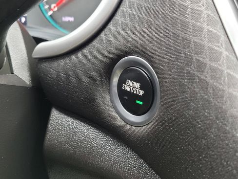 Used 2024 Chevrolet Malibu LT image 28