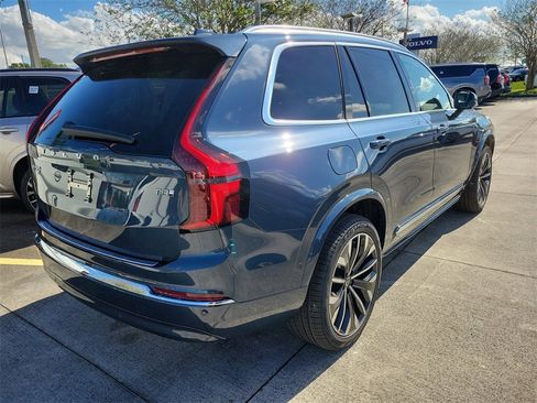 New 2026 Volvo XC90 T8 Plus w/ Protection Package Premier image 2