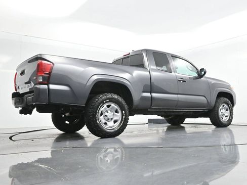 Used 2019 Toyota Tacoma SR w/ SR Convenience Package AWD/4WD image 41