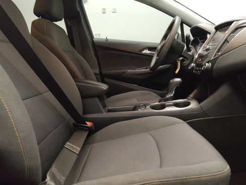 Used 2019 Chevrolet Cruze LS FWD image 21