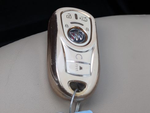 Used 2020 Buick Enclave Premium w/ Sun and Sites Package FWD image 34