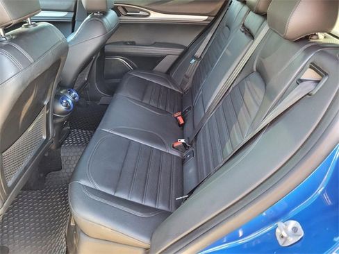 Used 2021 Alfa Romeo Stelvio Ti Sport image 18