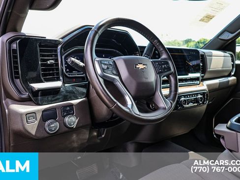 Used 2025 Chevrolet Silverado 1500 LT RWD image 25
