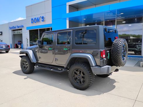 Used 2018 Jeep Wrangler Unlimited Sport AWD/4WD image 10