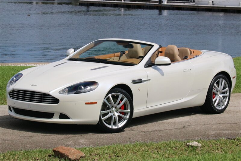 Used 2011 Aston Martin DB9 Volante RWD image 1