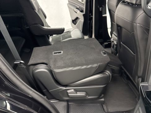 Used 2023 Ford Explorer ST image 44