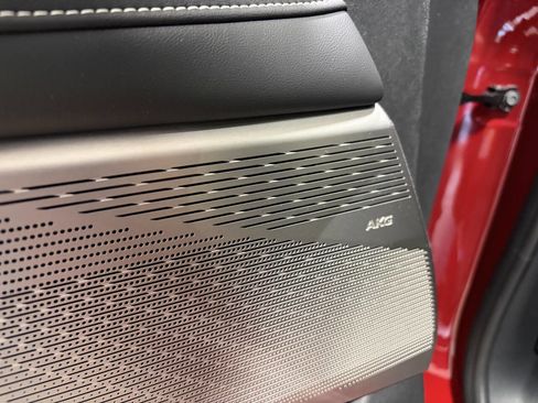 Used 2025 Cadillac Optiq Luxury 1 w/ LPO, Floor Liner Package image 25