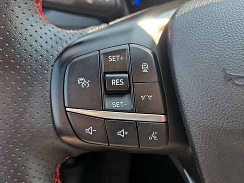 Used 2025 Ford Escape ST-Line w/ Tech Pack #1 AWD/4WD image 13