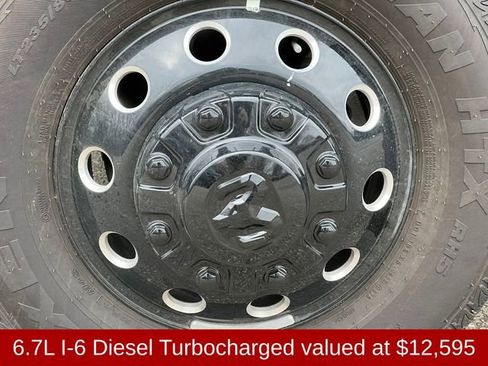 Used 2025 RAM 3500 Laramie image 13