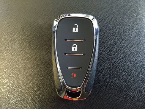 Used 2022 Chevrolet Equinox LT FWD image 32