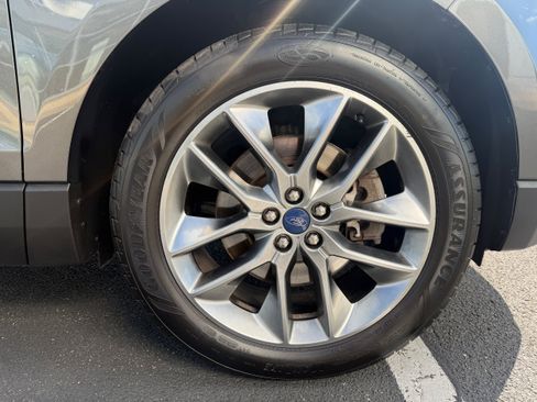 Used 2015 Ford Edge Titanium w/ Equipment Group 302A AWD/4WD image 30