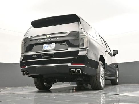 New 2026 Chevrolet Suburban High Country w/ Sun And Tow Package AWD/4WD image 48