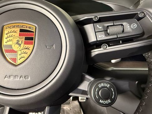 New 2026 Porsche Cayenne GTS image 41