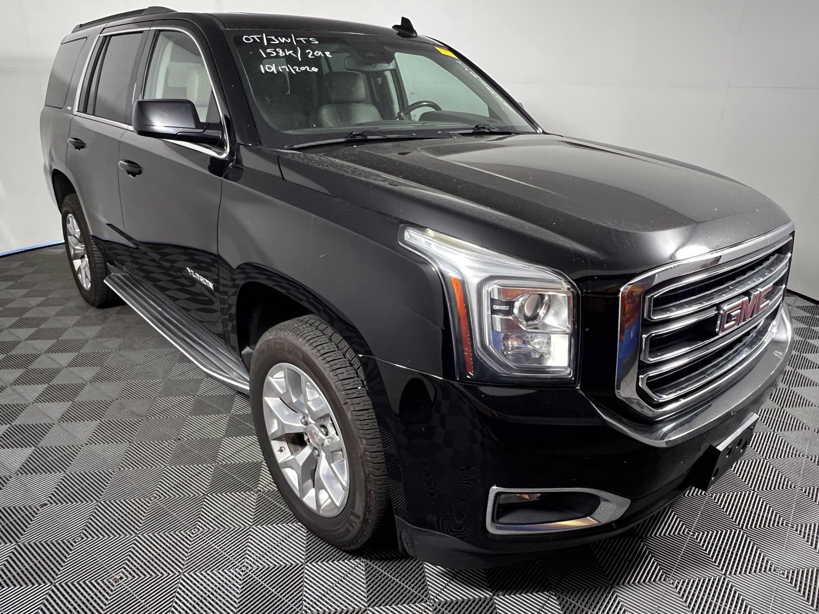 Used 2018 GMC Yukon SLT w/ Open Road Package AWD/4WD image 3