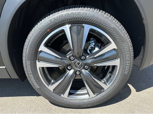 New 2026 Lexus UX 300h FWD image 23