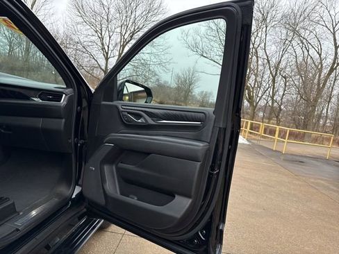 Used 2022 GMC Yukon Denali image 17