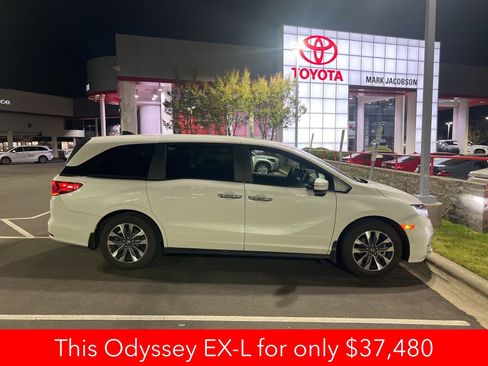 Used 2024 Honda Odyssey EX-L image 7