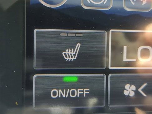 Used 2024 Subaru Outback Limited image 28