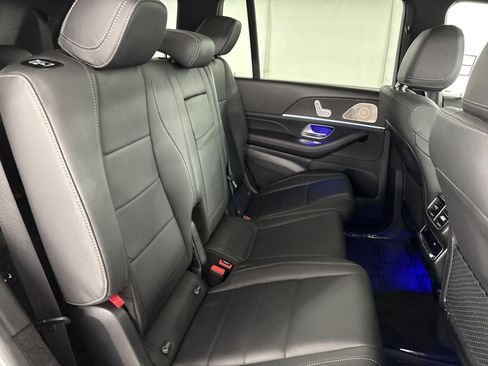 Used 2025 Mercedes-Benz GLS 450 4MATIC image 30