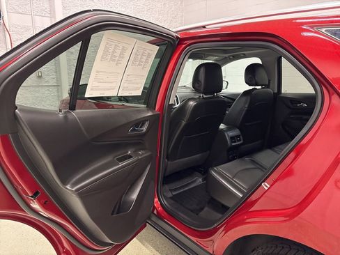Used 2018 Chevrolet Equinox Premier AWD/4WD image 31