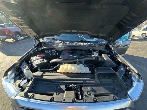 Used 2021 Ford F150 Platinum image 12