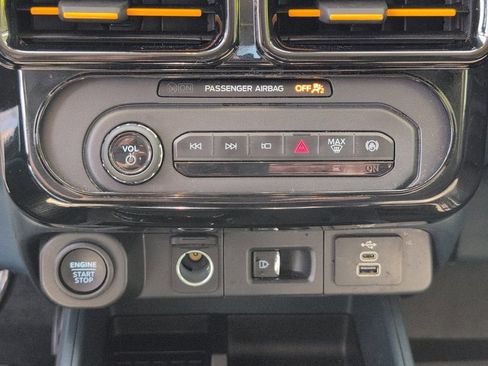 Used 2025 Ford Maverick Tremor AWD/4WD image 22