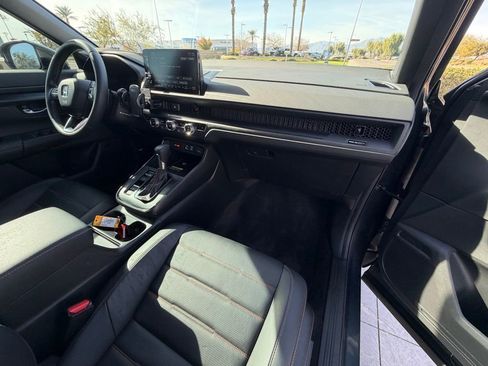 Used 2025 Honda CR-V Sport-L image 17