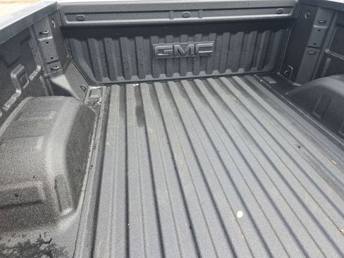 Used 2025 GMC Sierra 1500 SLT w/ SLT Premium Plus Package image 14