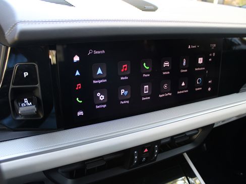 Certified 2025 Porsche Cayenne image 20