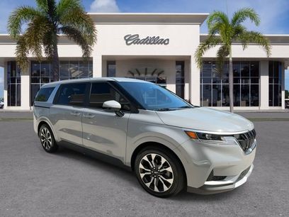 Used 2024 Kia Carnival EX