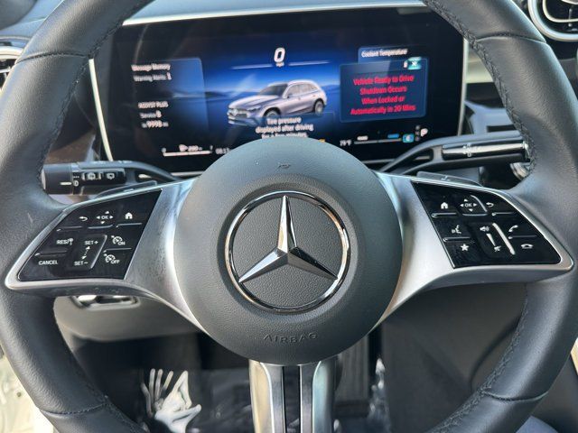 Used 2026 Mercedes-Benz GLC 300 4MATIC image 24