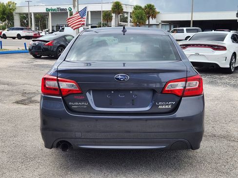 Used 2017 Subaru Legacy 2.5i Limited image 5