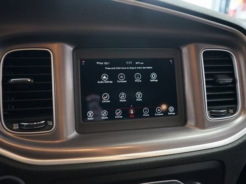 Used 2022 Dodge Charger SXT image 31