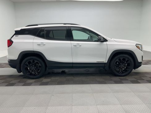 Certified 2020 GMC Terrain SLT w/ Preferred Package image 8